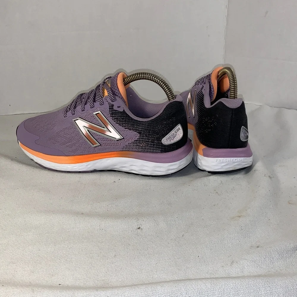 New Balance Women's 680 V7 Purple/Orange Running Shoes
